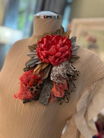 Flower Brooch #109