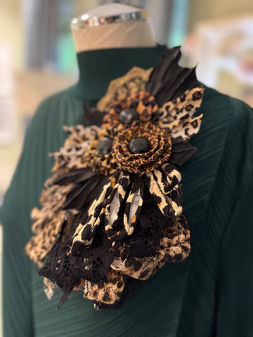 Flower Brooch #110