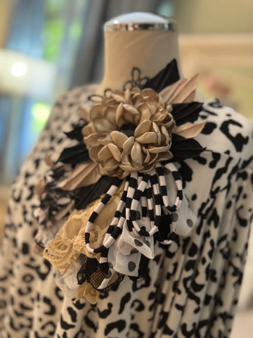 Flower Brooch #126